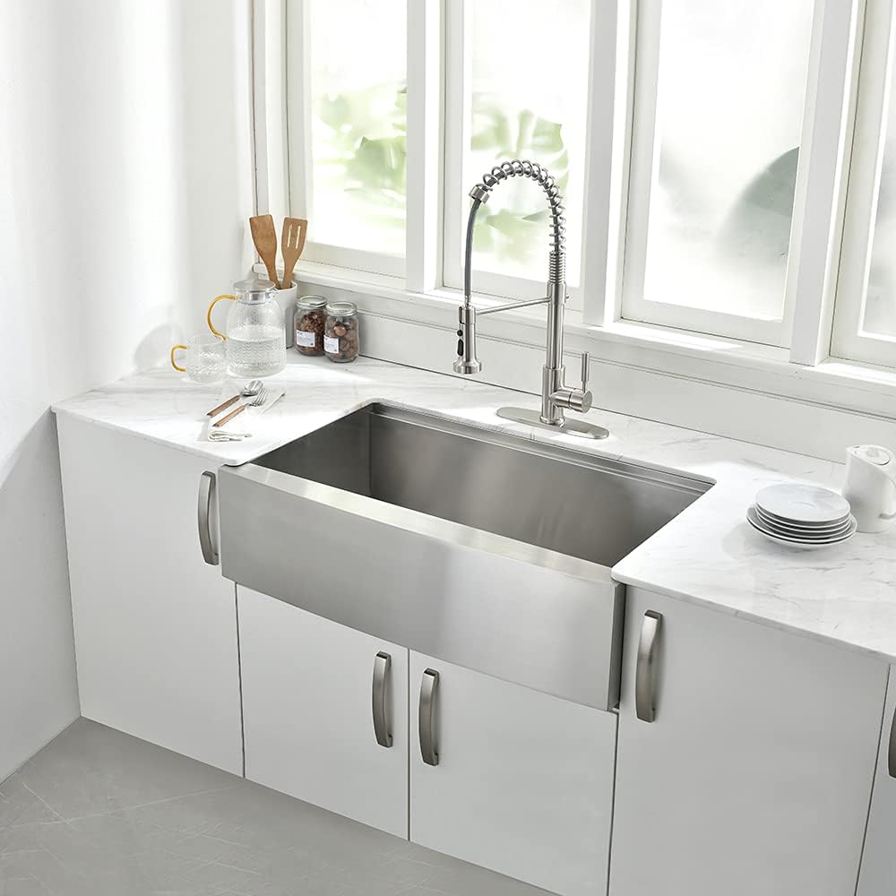 33Inch Farmhouse Kitchen Sink -VOKIM 33'x22' Apron Front Kitchen Sink Workstation Single Bowl 16 Gauge Stainless Steel Kitchen Farm Kitchen Sinks with Accessories
