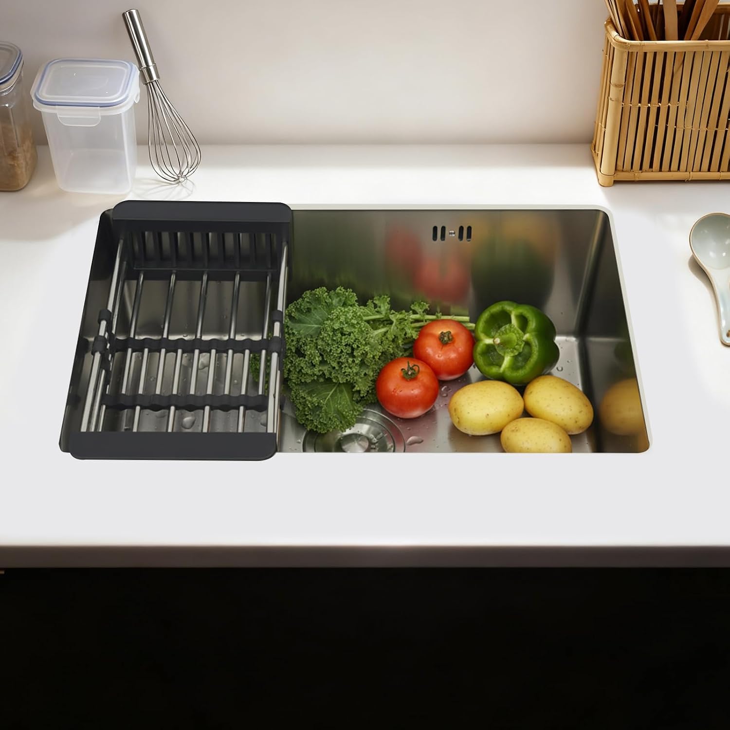Single Bowl Kitchen Sink Built-in Stainless Steel Sink Thickened One-Piece Stretch Sink with Drain Basket Large-Diameter Drain Ideal for Bathroom or Kitchen 75 * 40cm