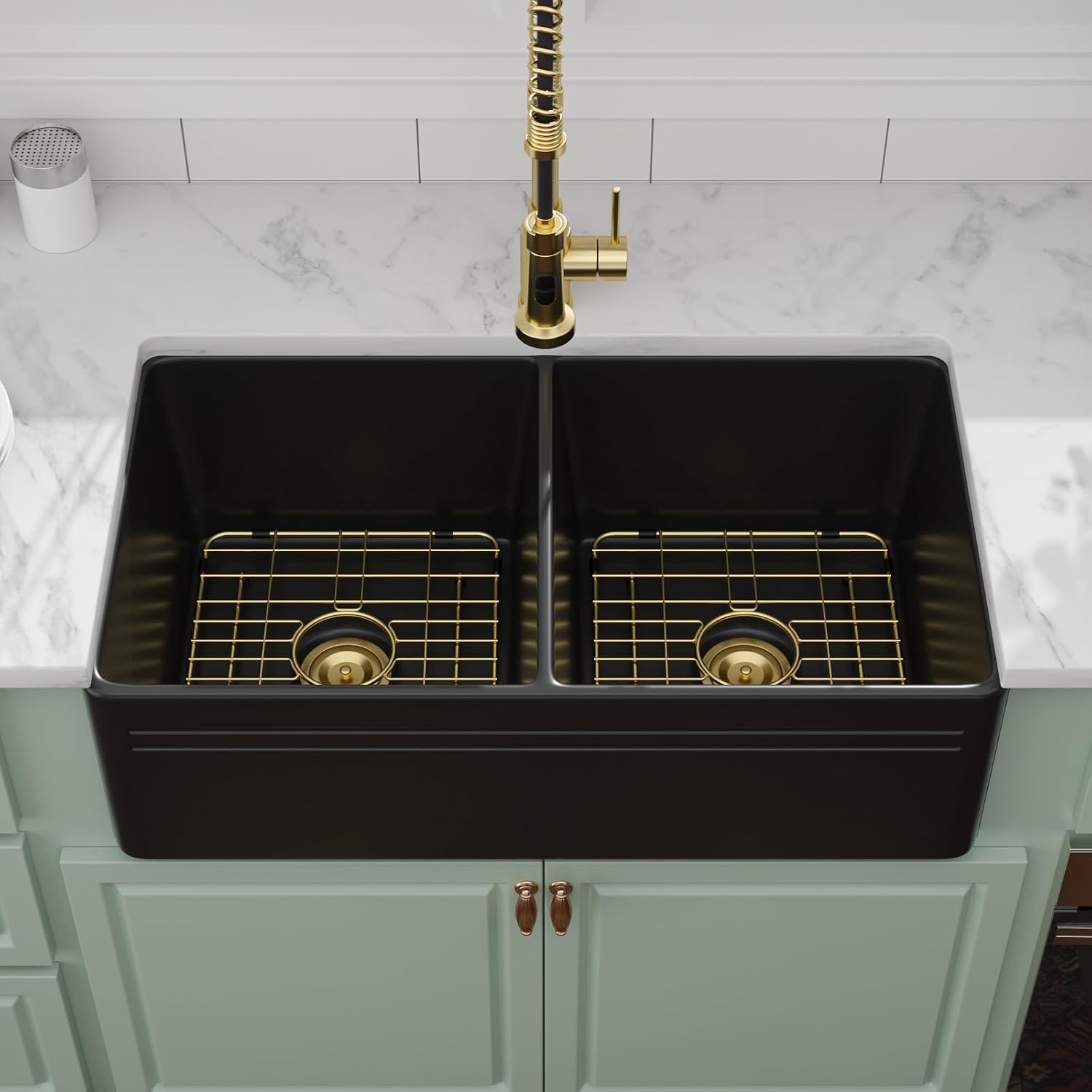 33' Black Ceramic Porcelain Kitchen Sinks, Apron Front Farmhouse Sink with Gold Accessories, Deep Double Bowl Sink for Farm Barn Basin, 33'x18'x10'