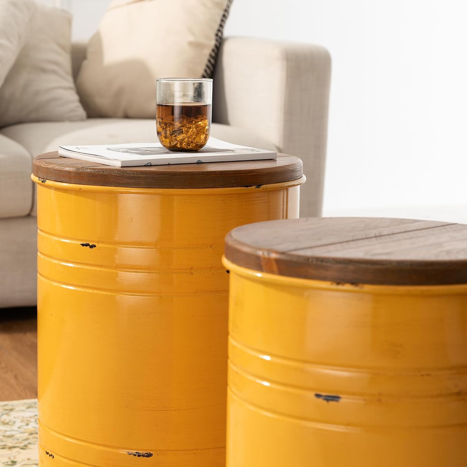 Glitzhome 4-Piece Galvanized Side Table Set, Metal Farmhouse Barrel Toy Box Bins with Round Wood Lid, Rustic Ottoman Seat Stool with Large Storage Space, for Living Room, Bedroom,Yellow