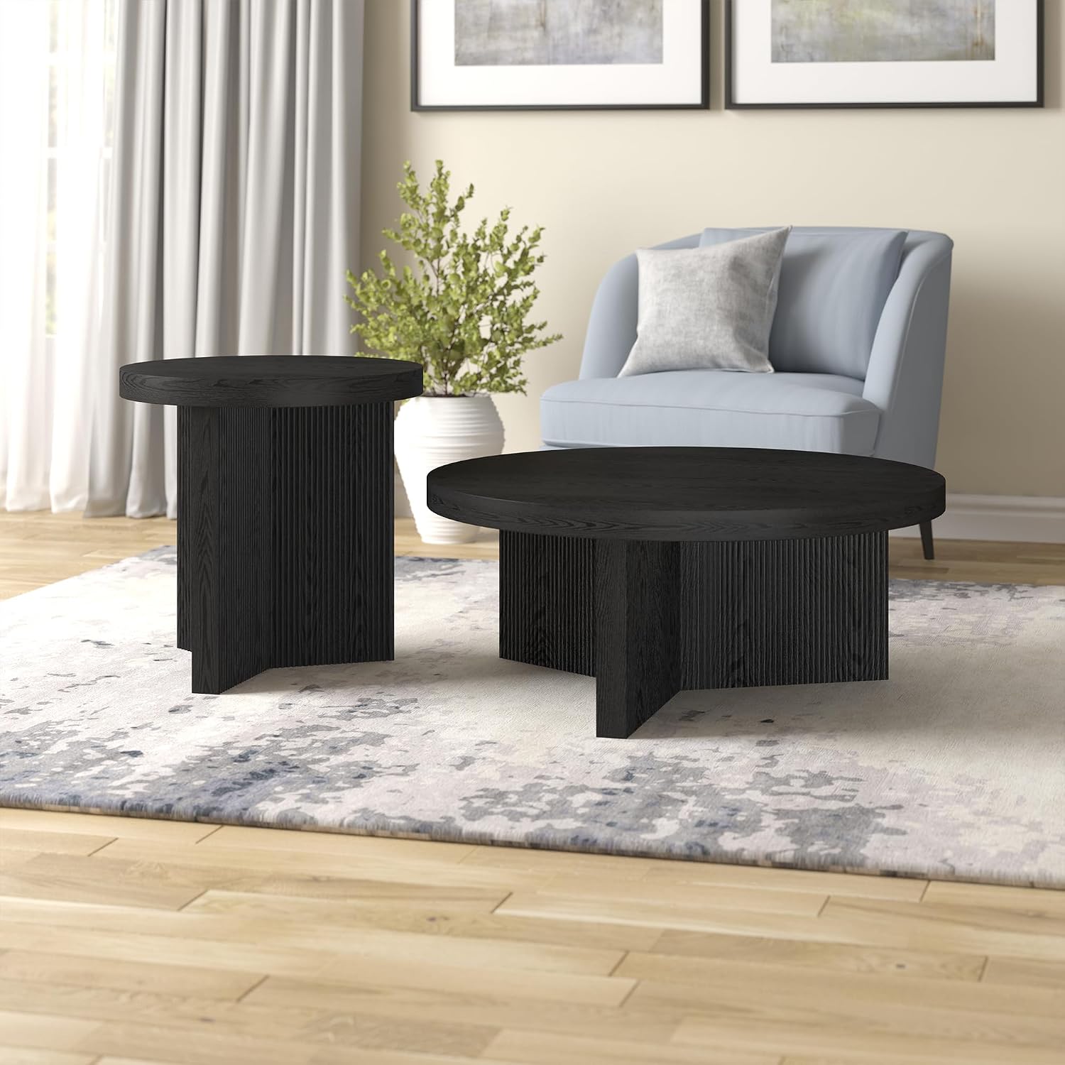 Henn&Hart 22' Fluted Scandinavian Round End Table, Ribbed Side Table, Nightstand for Living Room, Office, Family Room, or Bedroom, Natural Black