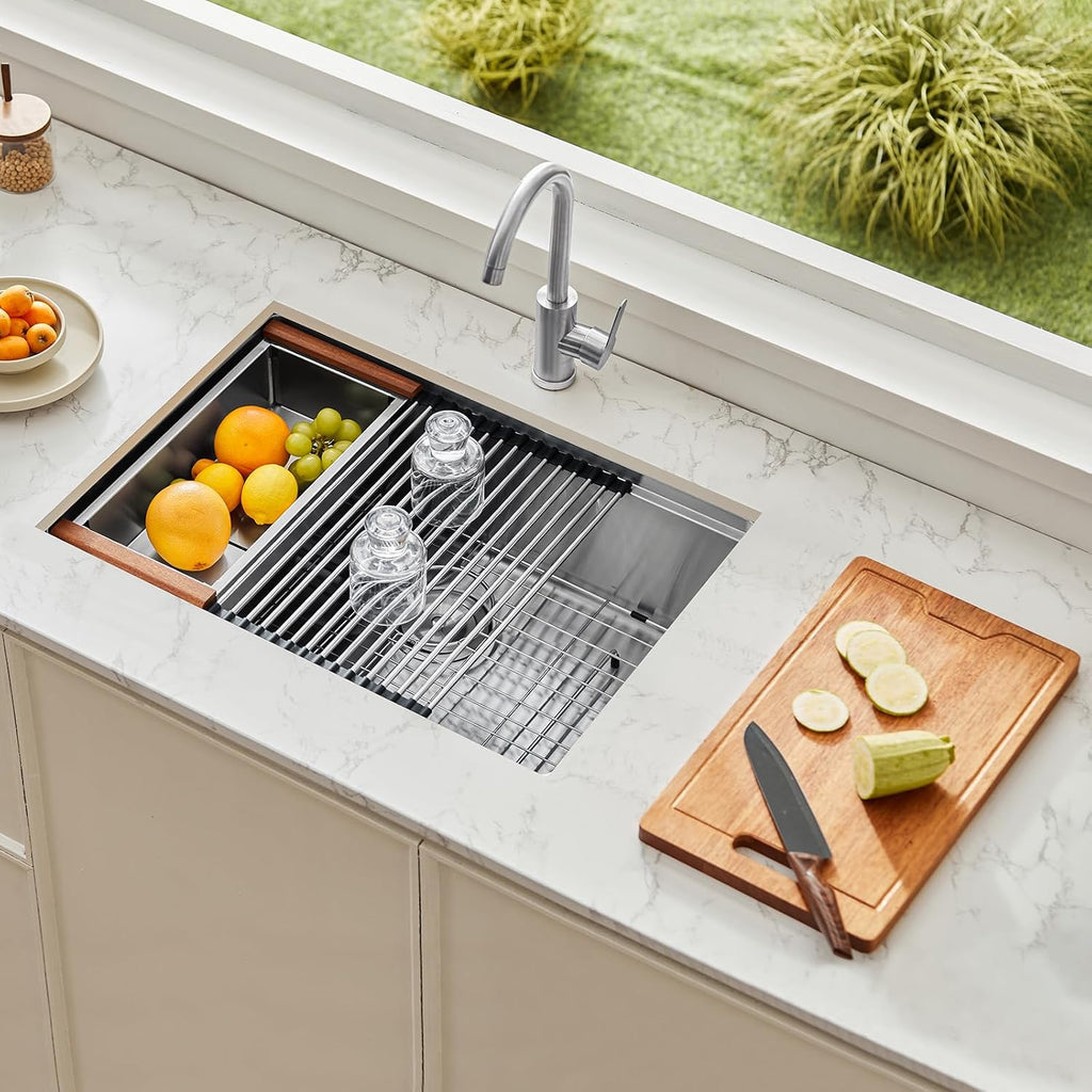 VEVOR 27 inch Kitchen Single Sink, 304 Stainless Steel Undermount Sink Drop-In Single Bowl Farmhouse Basin with Ledge & Multiple Accessories, Household Dishwasher Sinks for Prep Kitchen, Bar 27'*19'