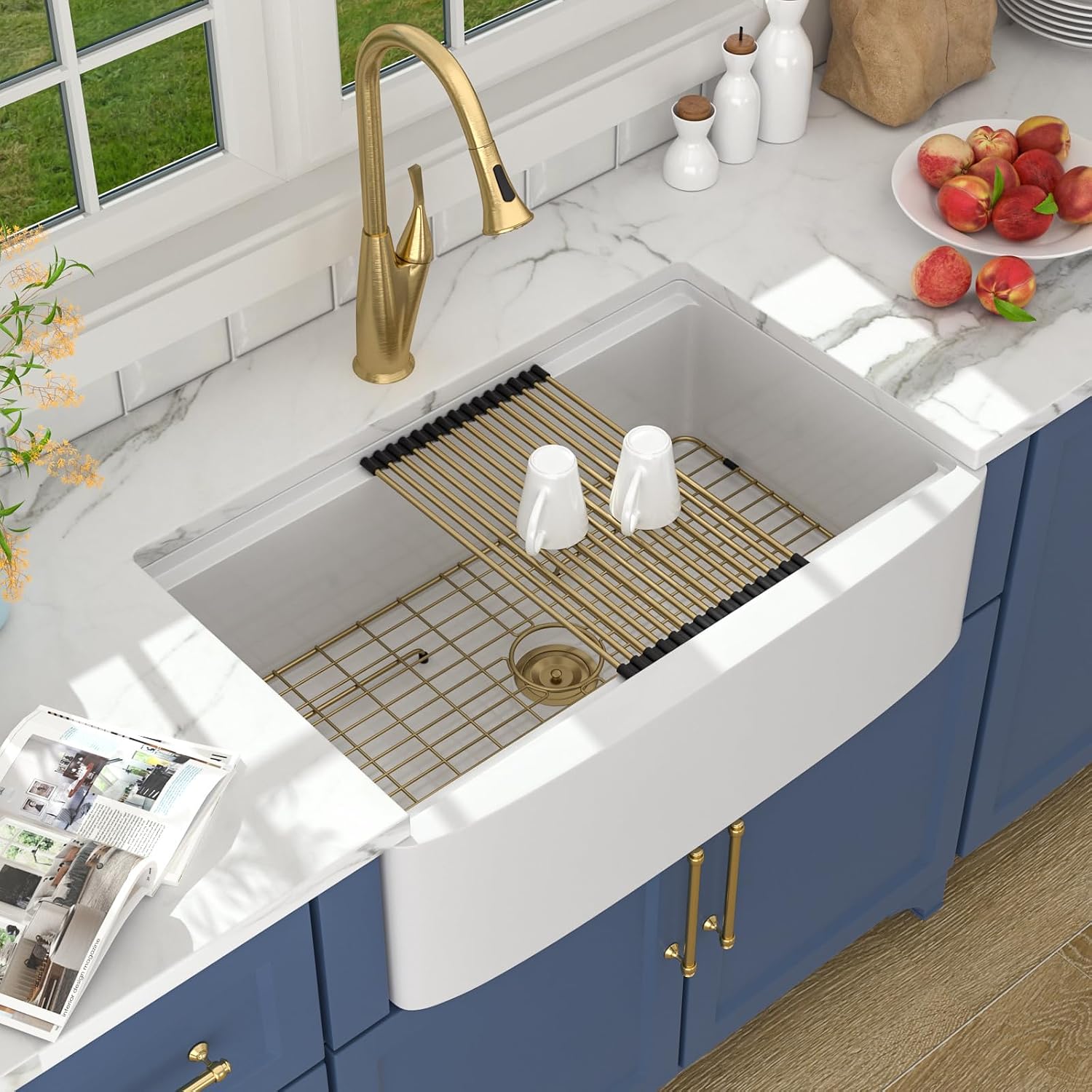 Lordear Farmhouse Sink 33 Inch White Kitchen Sinks Workstation Curved Apron Fireclay Porcelain Ceramic Single Bowl Farmer Sink Farm Sinks 33x21x10 Inch with Gold Accessories