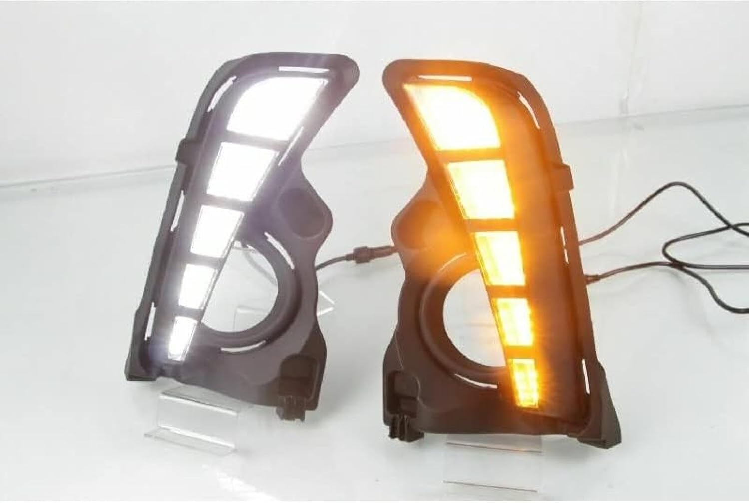 Fog Lights 2Pcs DRL Daytime Running Lamp For Highlander 2017-2019 White Yellow Driving Indicator Lights Car Accessories