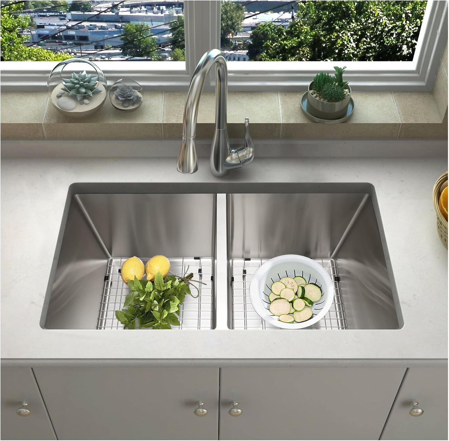 SANYCASA 33 Inch Double Bowl Kitchen Sinks with Quick Drain Slope - 11 Gauge (3mm) 304 Stainless Steel Undermount Kitchen Sink with Accessories