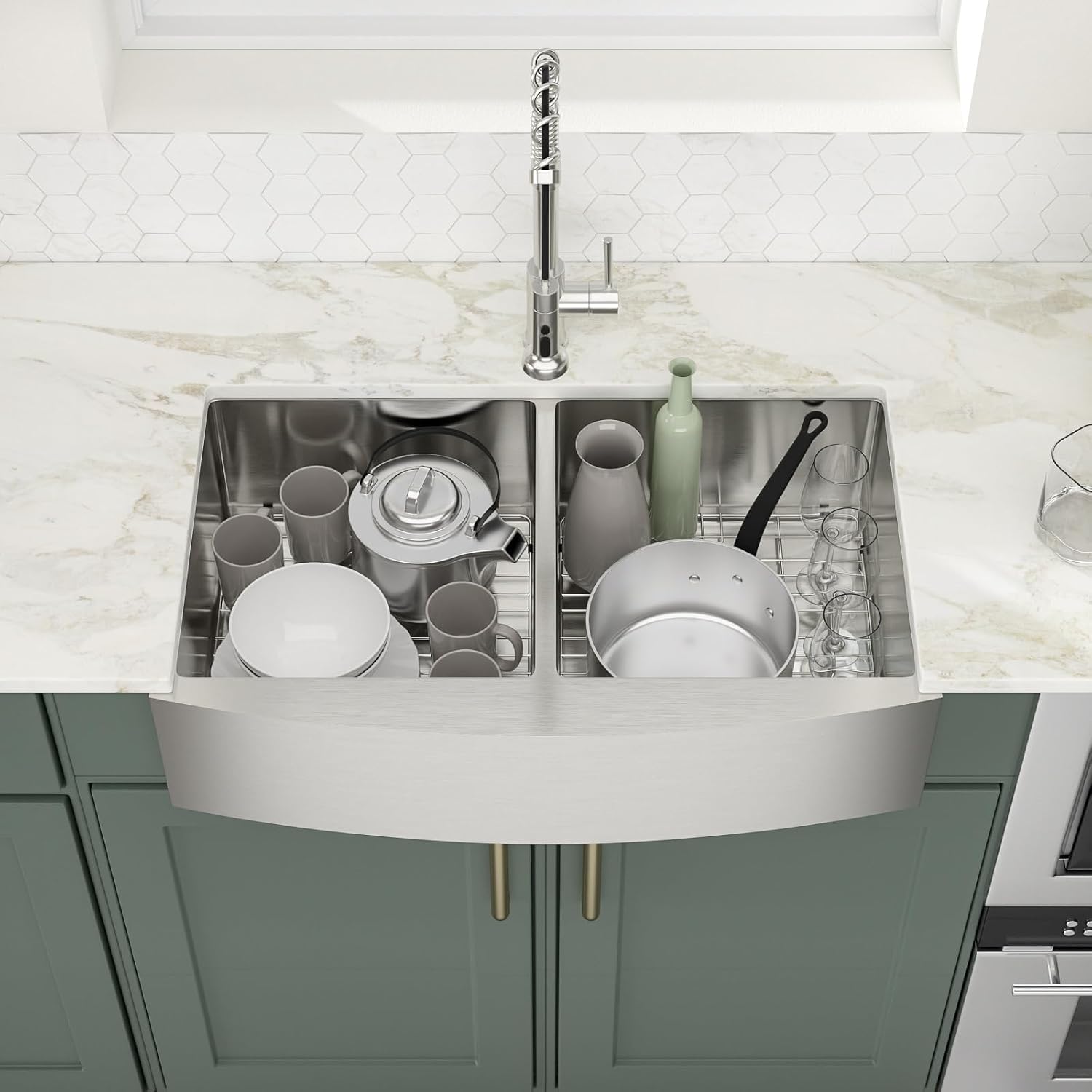 Logmey 33 inch Double Bowl Farmhouse Sink - 33x20 16 Gauge Stainless Steel Farm Sink Apron Front 50/50 Farm Kitchen Sinks