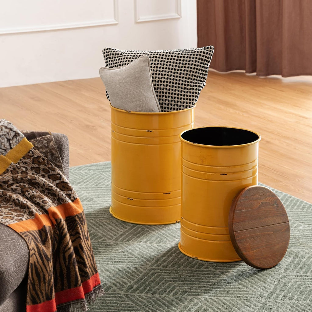 Glitzhome 4-Piece Galvanized Side Table Set, Metal Farmhouse Barrel Toy Box Bins with Round Wood Lid, Rustic Ottoman Seat Stool with Large Storage Space, for Living Room, Bedroom,Yellow