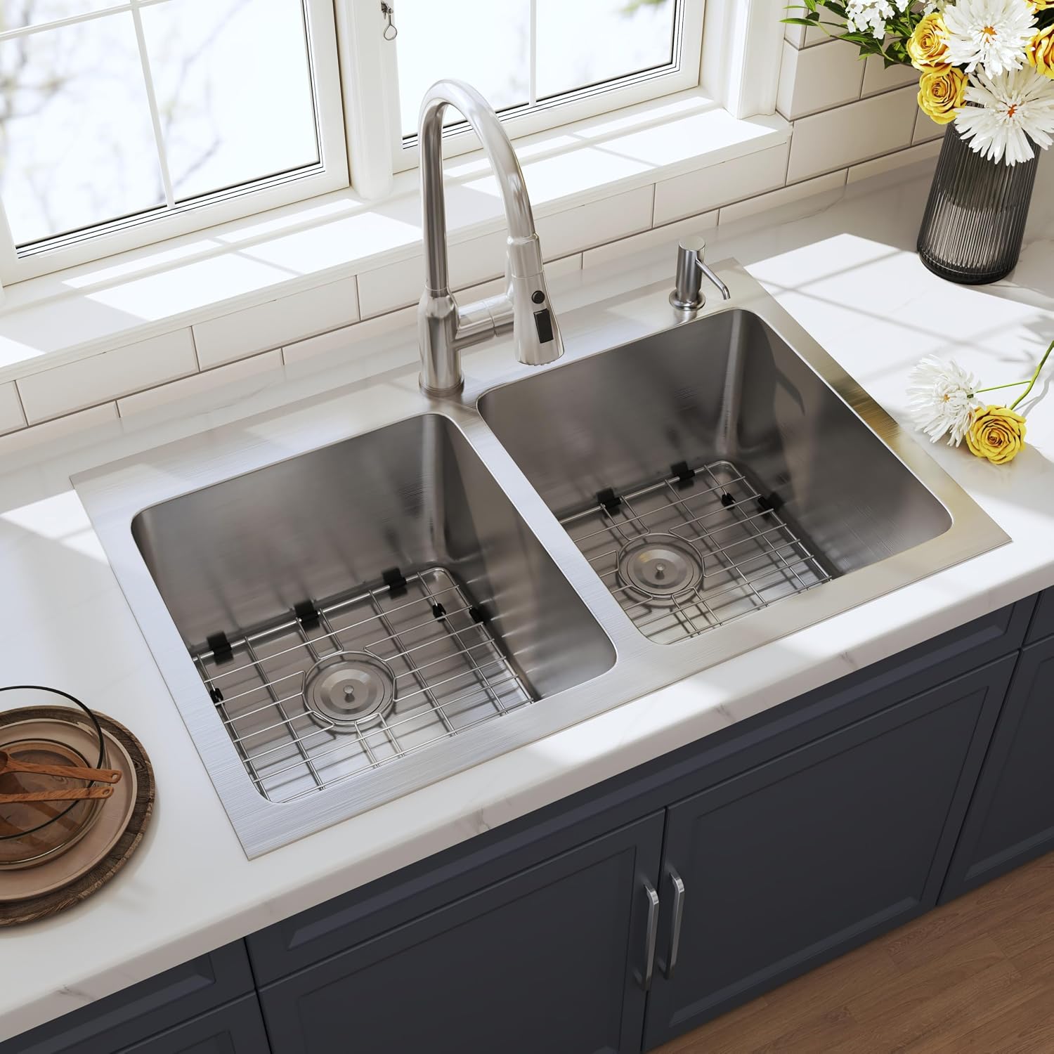 33 Inch Drop In Double Bowl Kitchen Sink, 33x22 Topmount 16 Gauge 304 Stainless Steel 50/50 Commercial Grade Kitchen Sinks, Strainer and Grid Included, 33' x 22' x 9'