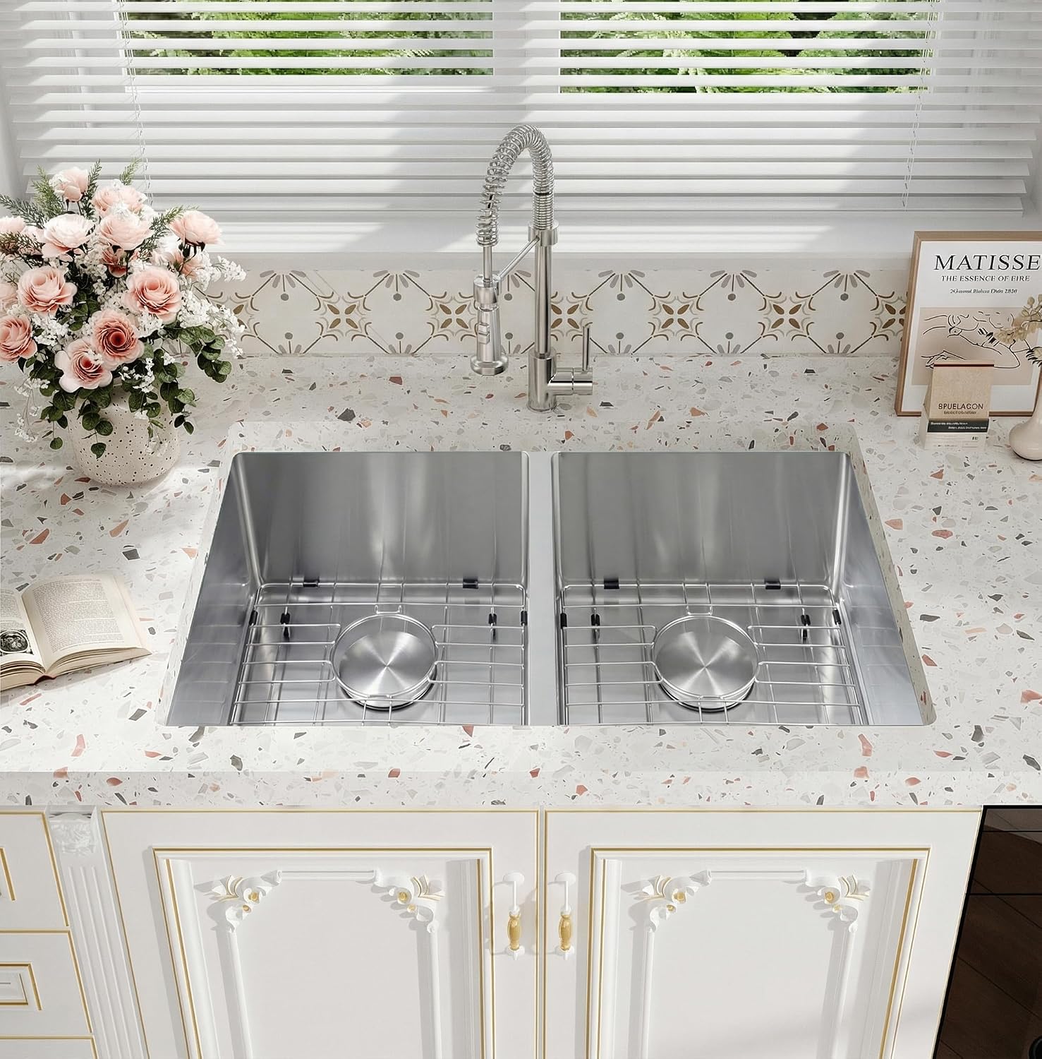 Rhbamoa Double Bowl Kitchen Sink Undermount 31 inch,16-Gauge T304 Undermount Kitchen Sink Stainless Steel,50/50 Stainless Steel Double Sinks with Accessories,Deep Sinks with Brushed Finish