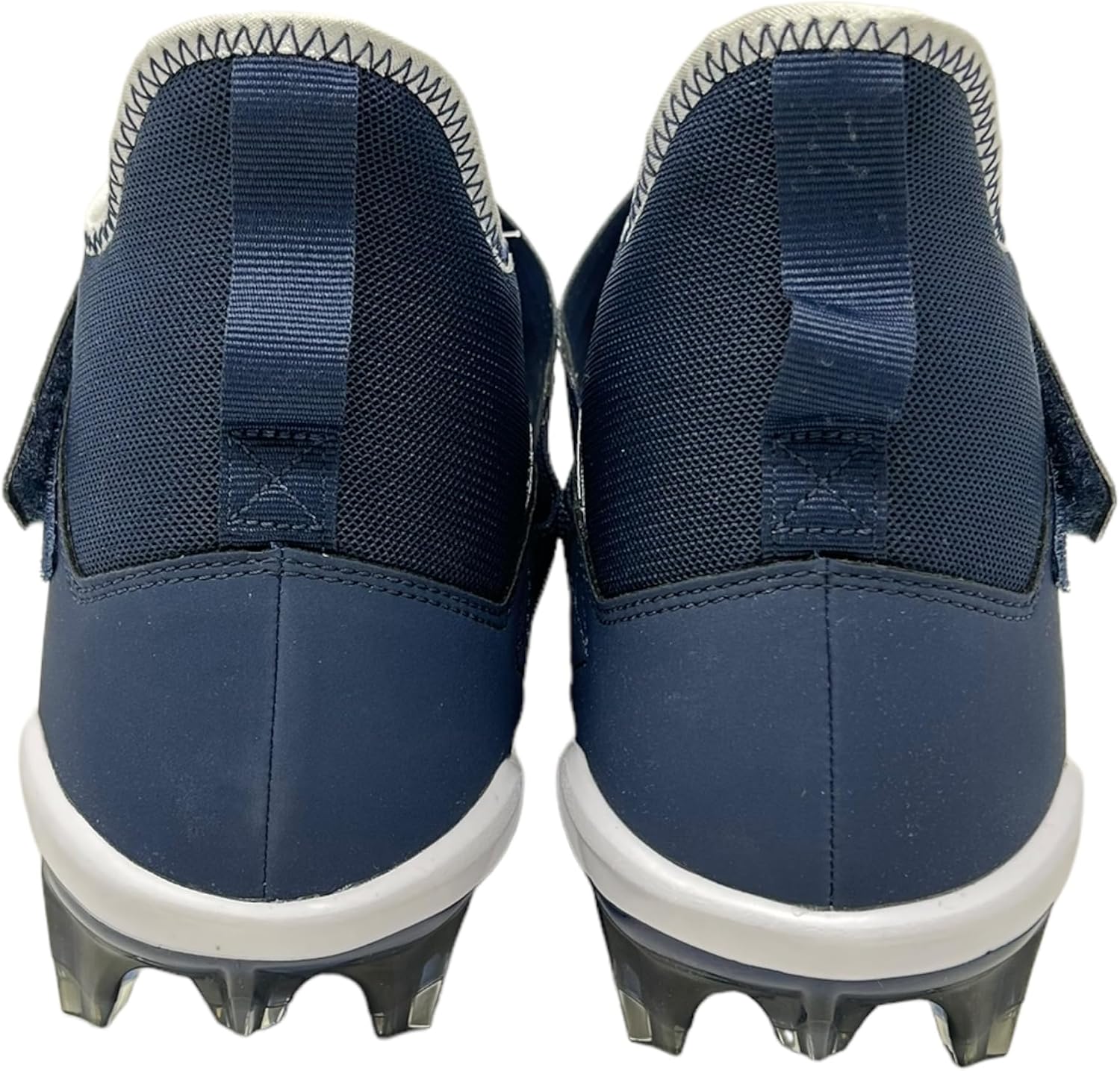 Nike Men's Alpha Menace Pro 2 Mid Football Cleats