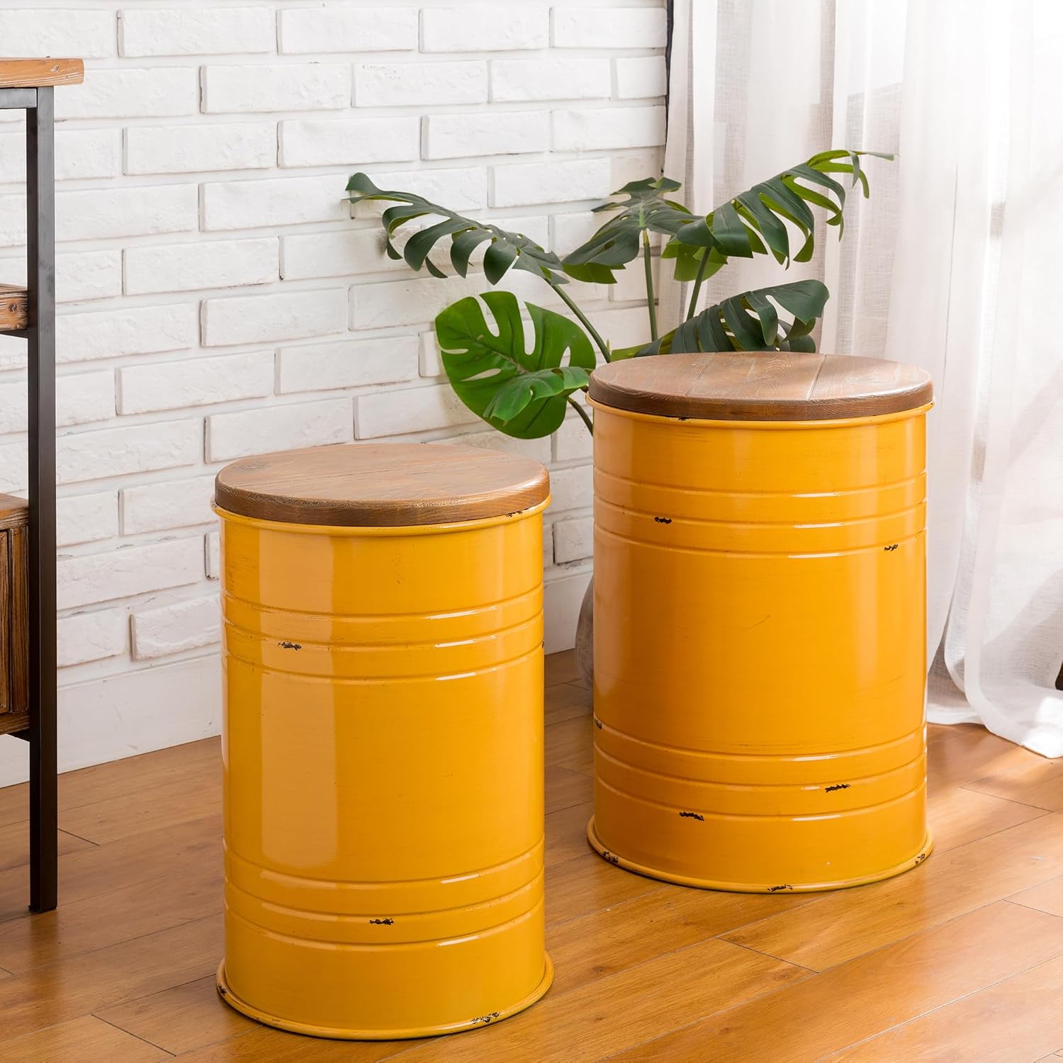 Glitzhome 4-Piece Galvanized Side Table Set, Metal Farmhouse Barrel Toy Box Bins with Round Wood Lid, Rustic Ottoman Seat Stool with Large Storage Space, for Living Room, Bedroom,Yellow