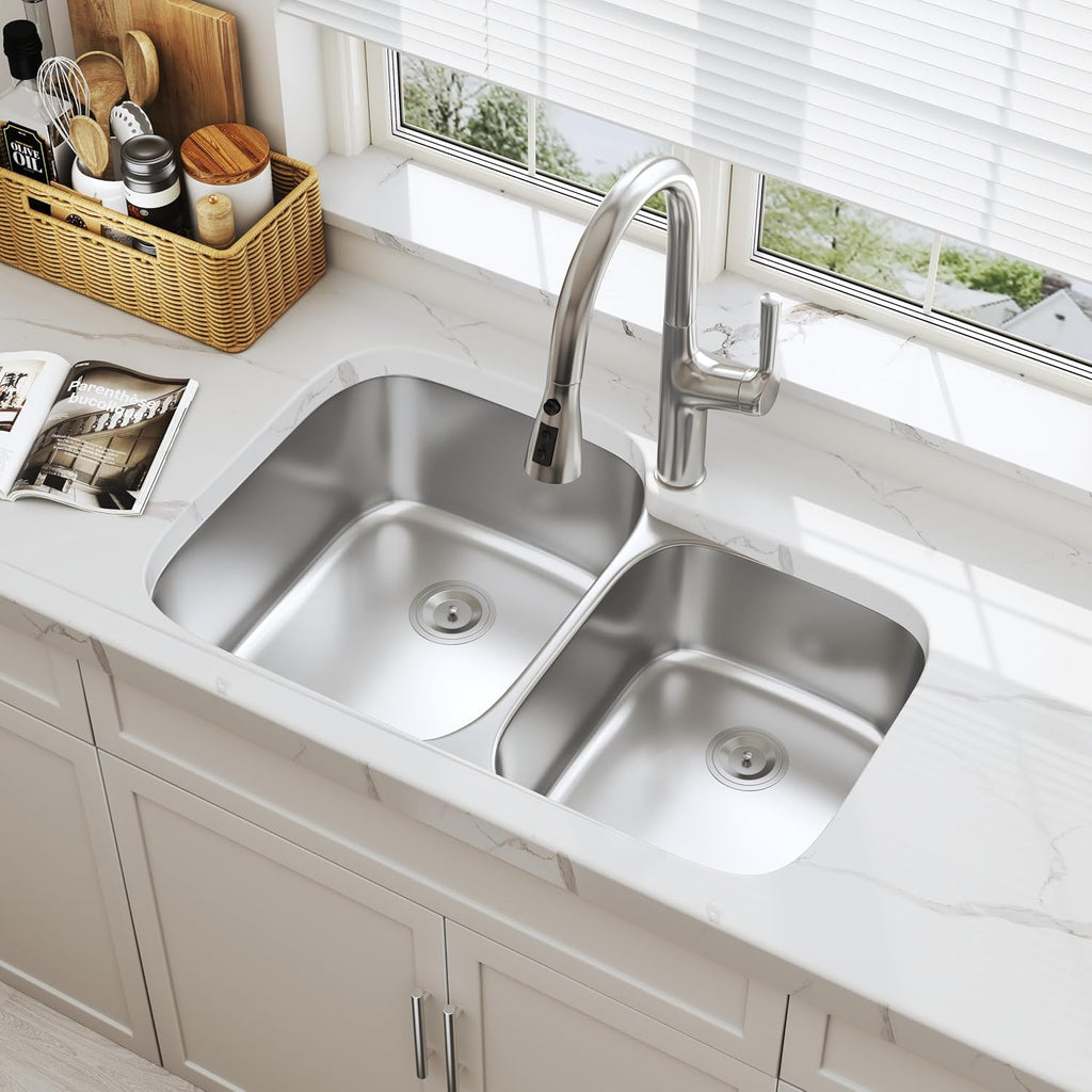 32 Inch Undermount 60/40 Double Bowl Kitchen Sink, 18 Gauge 304 Stainless Steel Curved Shape Deep Kitchen Sinks, Strainer Included, 32' x 20' x 9'