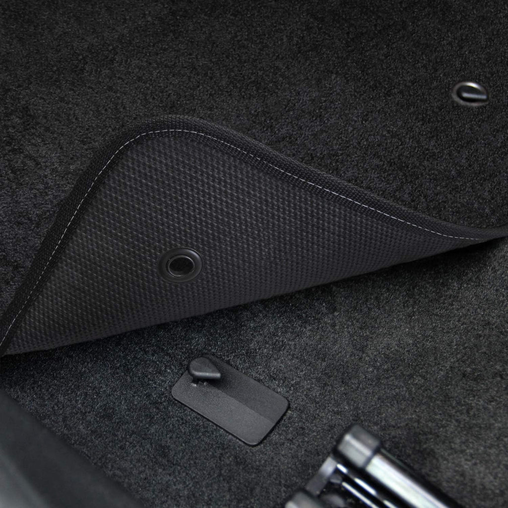 Lloyd Mats Floor Mats for Chrysler 300 2005-2010 | 2PC Front Mats | Charcoal | Non-Slip Backing