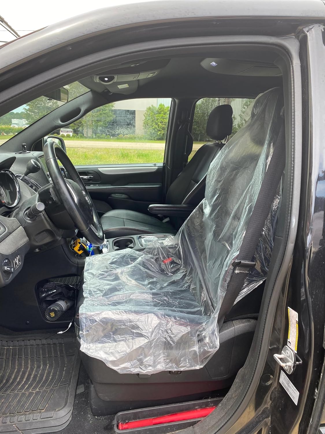 5-in-1 Car Interior Protection Kit Service Auto Shop Kit Covers - 100 Pack | Includes seat, steering wheel, brake, gear shift covers and floor mats to help protect vehicle interiors during service