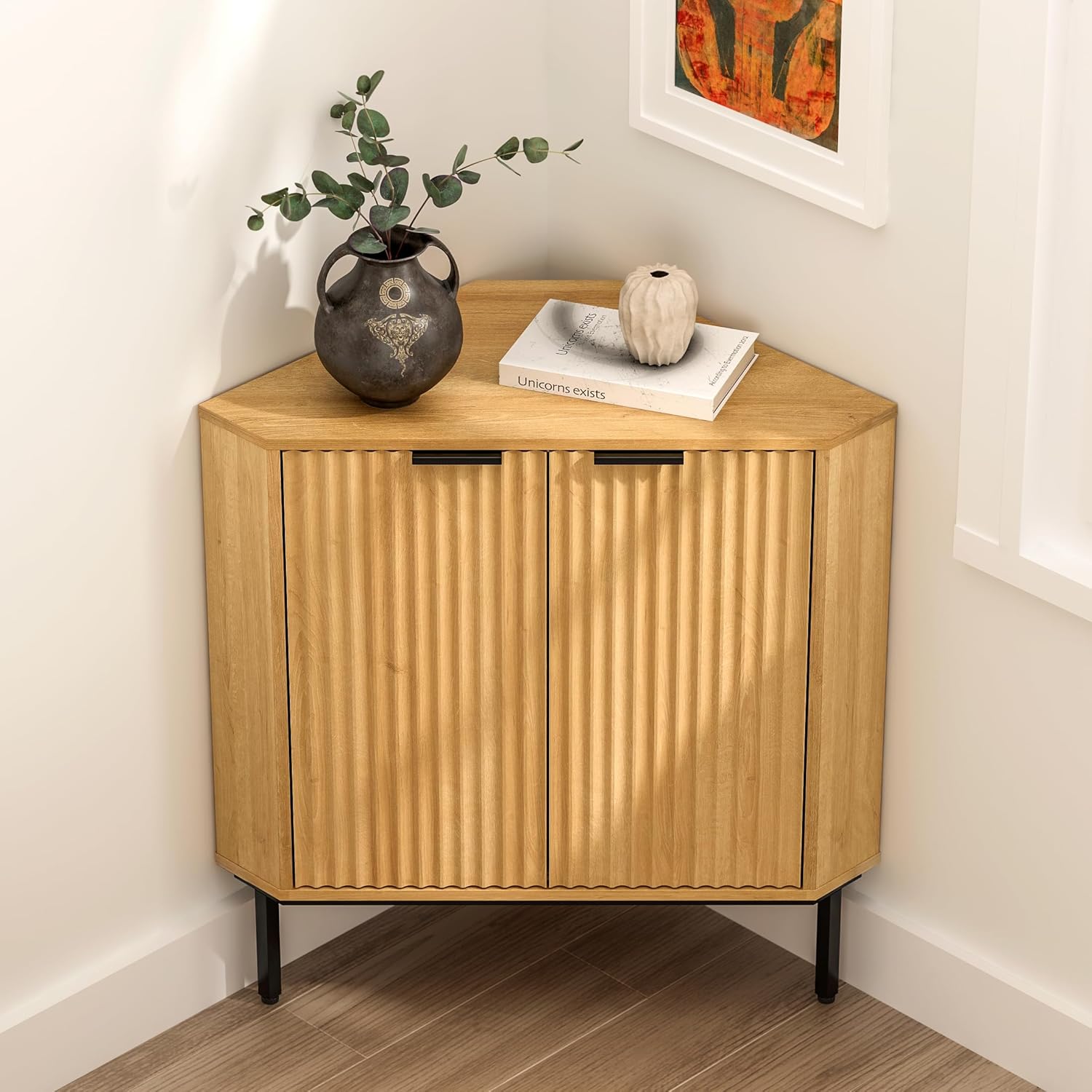 EYYTHUNG Fluted Corner Cabinet, Modern Small Corner Floor Cabinet with 2 Doors and 2-Tier Shelves, Freestanding Narrow Organizer for Living Room Kitchen Bathroom, Natural Oak