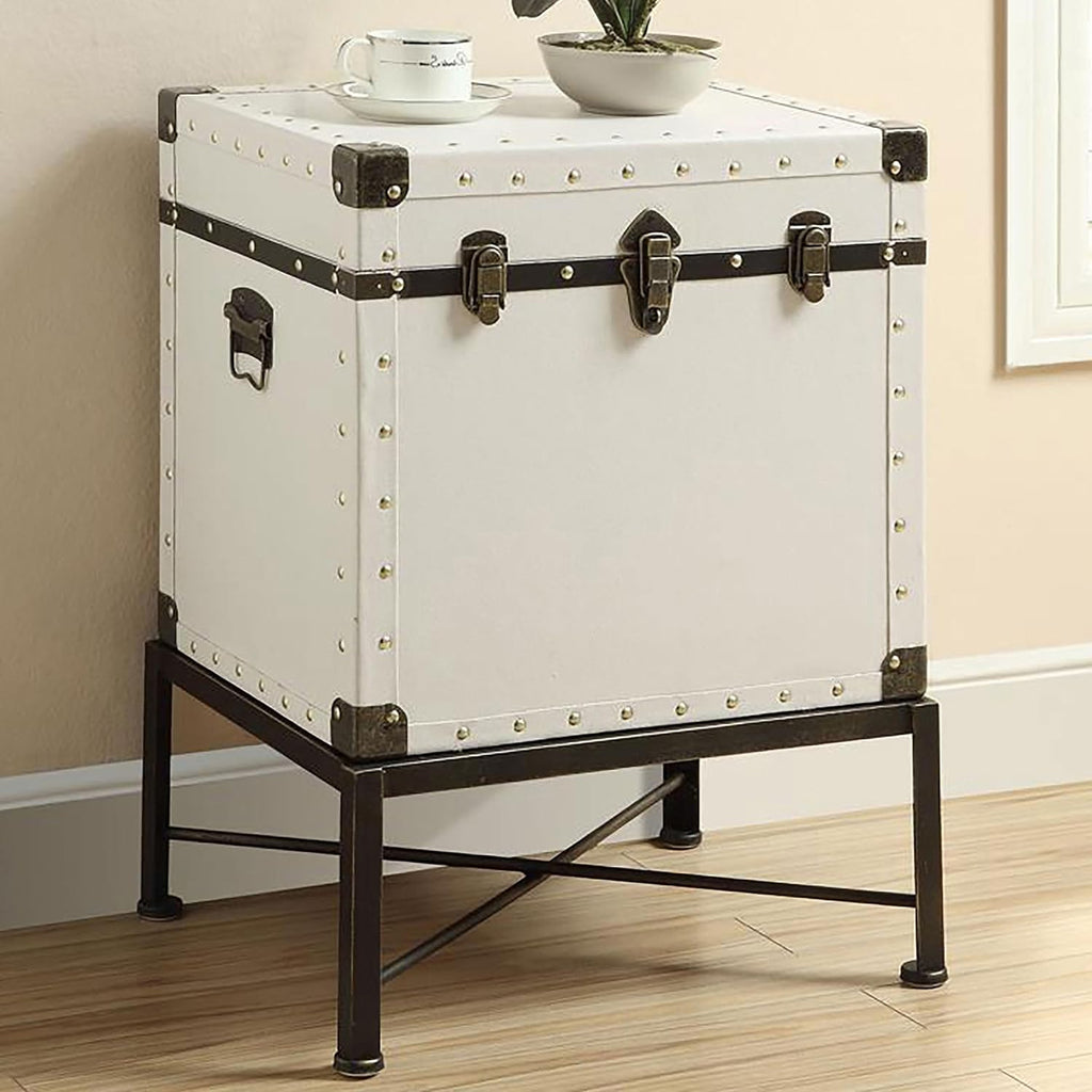 Coaster Home Furnishings - Nancy - Engineered Wood and Metal - 19-Inch Rectangular Side Table with Nailhead Accents and Storage Trunk Design - Living Room - White - 902819