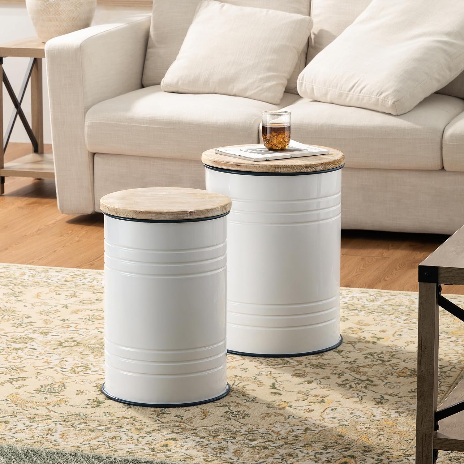 Glitzhome 4-Piece Galvanized Side Table Set, Metal Farmhouse Barrel Toy Box Bins with Round Wood Lid, Rustic Ottoman Seat Stool with Large Storage Space, for Living Room, Bedroom,White