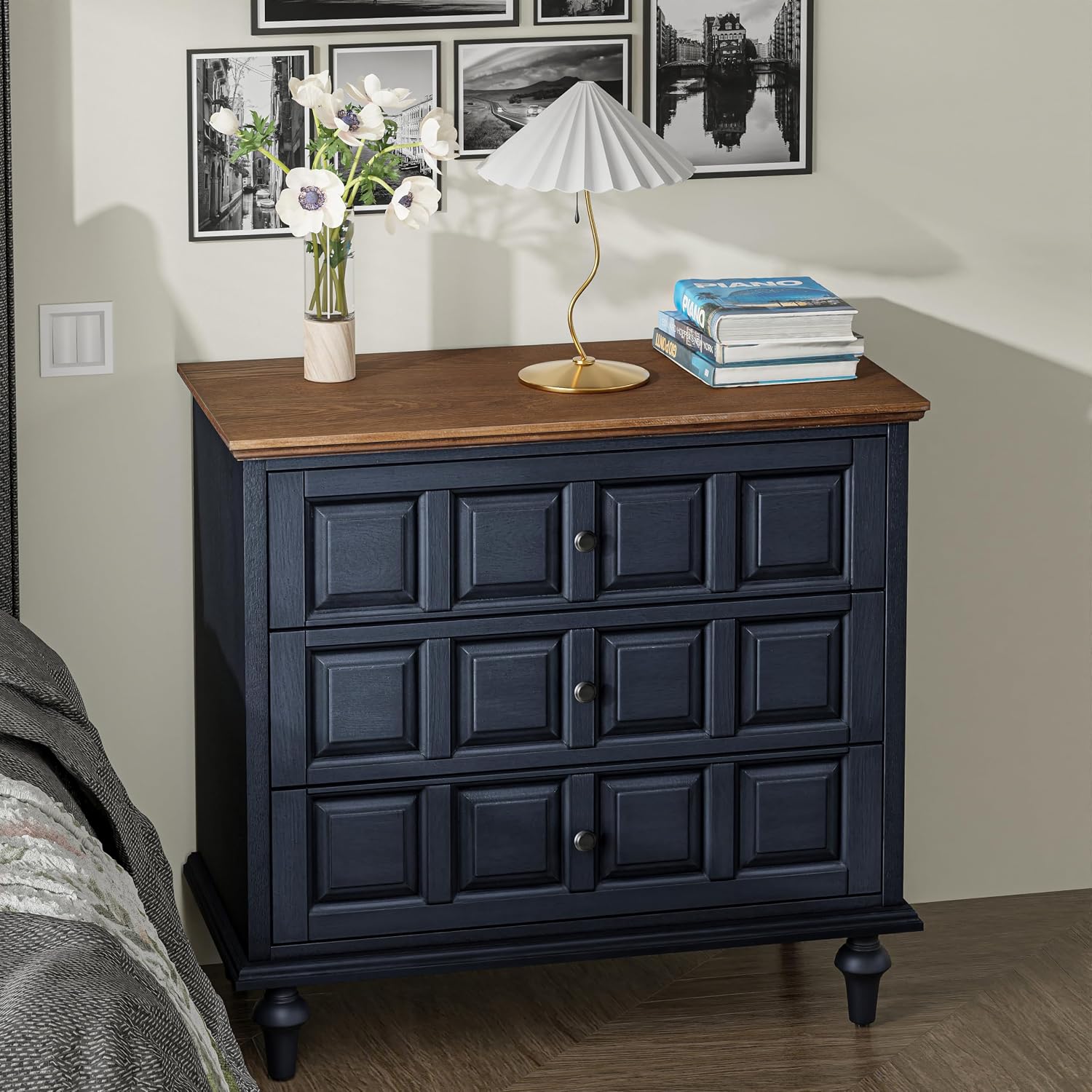 Aoikax Retro 3 Drawer Dresser with Plaid Pattern Front, Rustic Nightstand with Storage Chest for Bedroom, Living Room, Pine Wood, Aluminum Handle, Natural Wood, Dark Blue