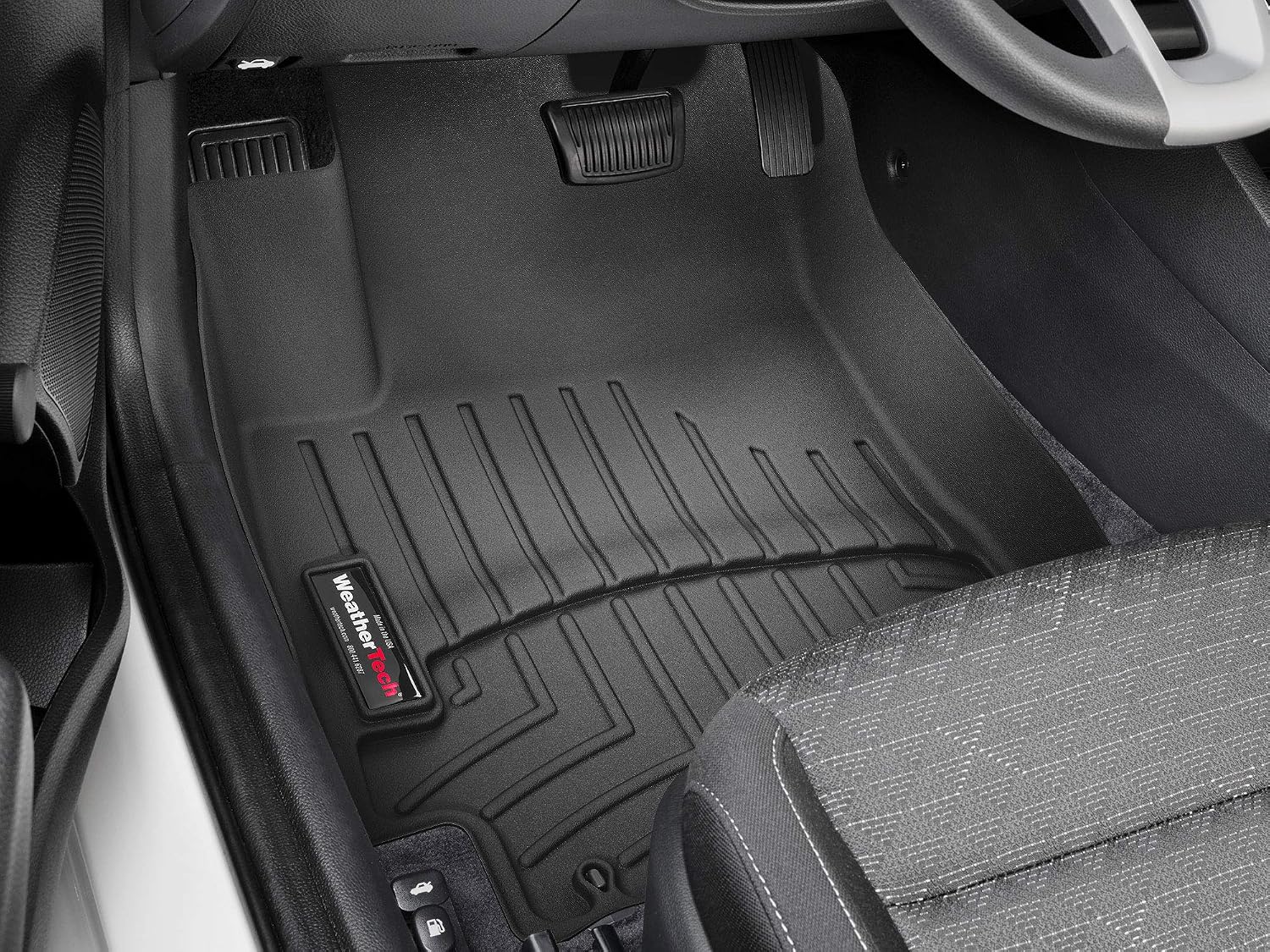 WeatherTech Custom Fit FloorLiners for Kia Rio, Rio 5-Door, 1st Row (4412401), Black